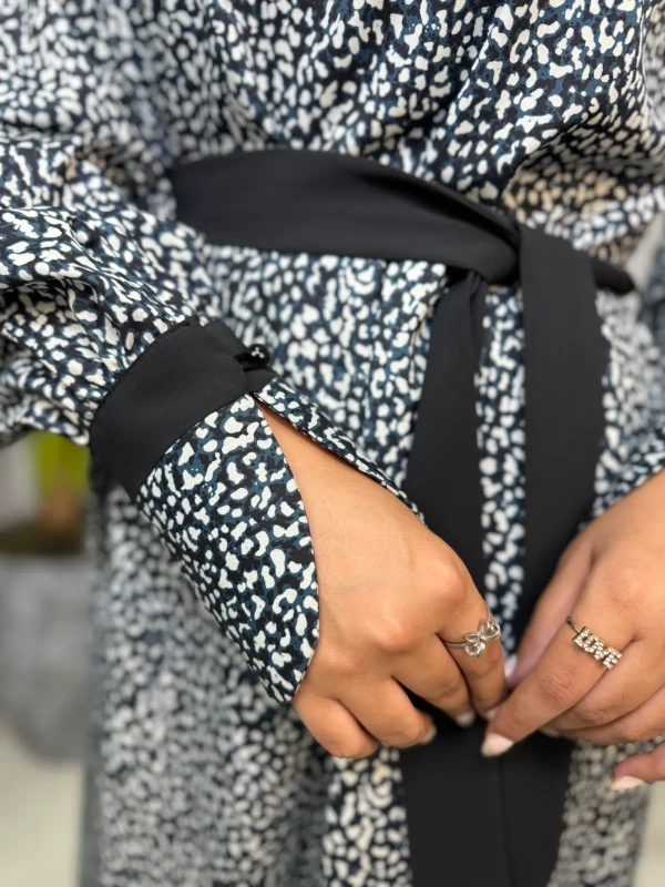 عبا زنانه نخی تاجلی