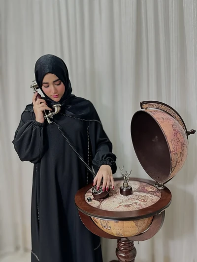 عبا زنانه کرپ زارا مارینا