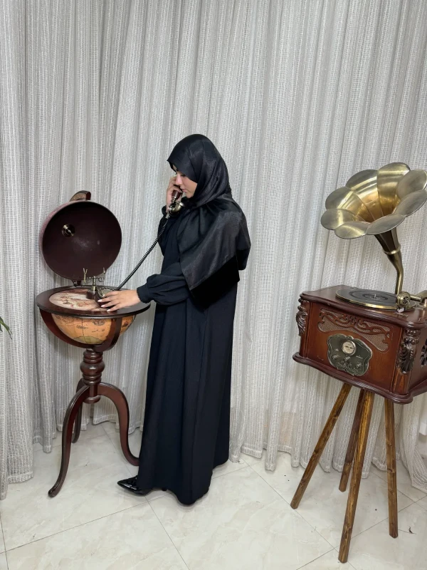 عبا زنانه کدB کرپ شانتون روژا