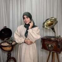 عبا زنانه کدB کرپ شانتون روژا