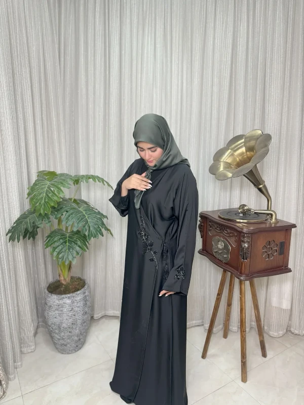 عبا زنانه کدB کن کن ندا آیسل