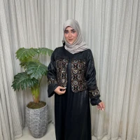 عبا زنانه مجلسی پتینه آیه