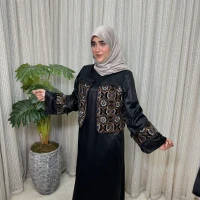 عبا زنانه مجلسی پتینه آیه