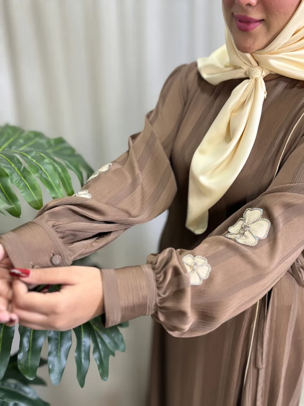 عبا زنانه مجلسی کریشه لاینی نغمه