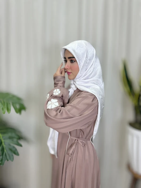 عبا زنانه مجلسی کریشه لاینی نغمه
