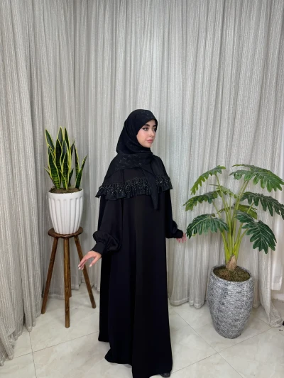 عبا زنانه مجلسی کریشه نیلا