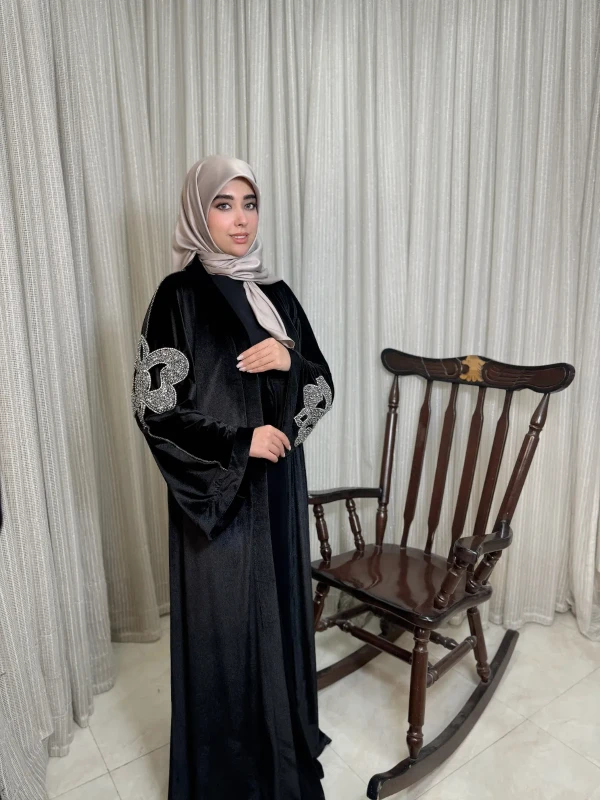 عبا زنانه مجلسی مخمل پروانه