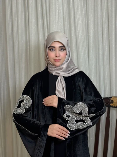 عبا زنانه مجلسی مخمل پروانه