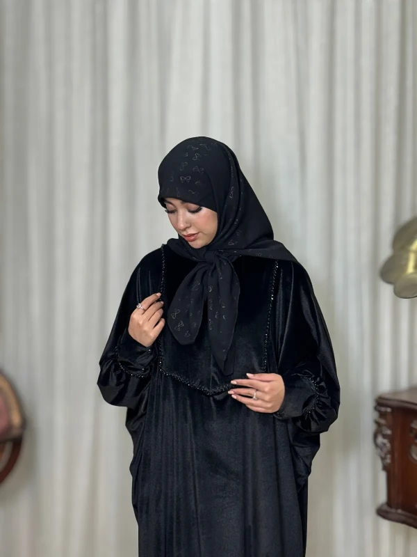 عبا زنانه مجلسی مخمل روژین