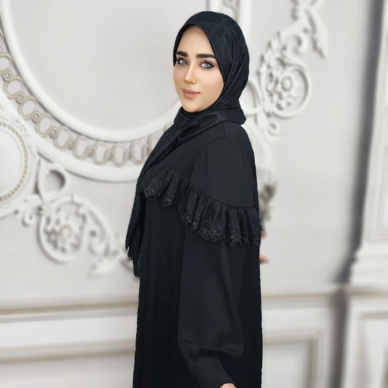محبوب‌ترین مدل‌های عبایا در سال ۲۰۲۵